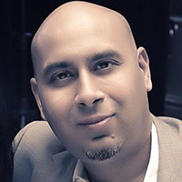 Noorez Khamis